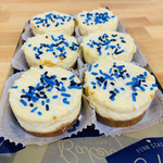 Mini Blue-White Cheesecakes