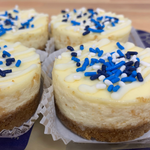 Mini Blue-White Cheesecakes